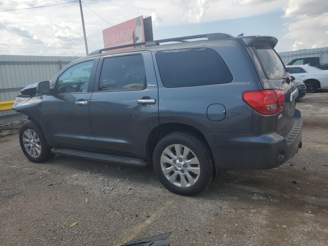 2016 Toyota Sequoia Platinum Platinum - Фото 2