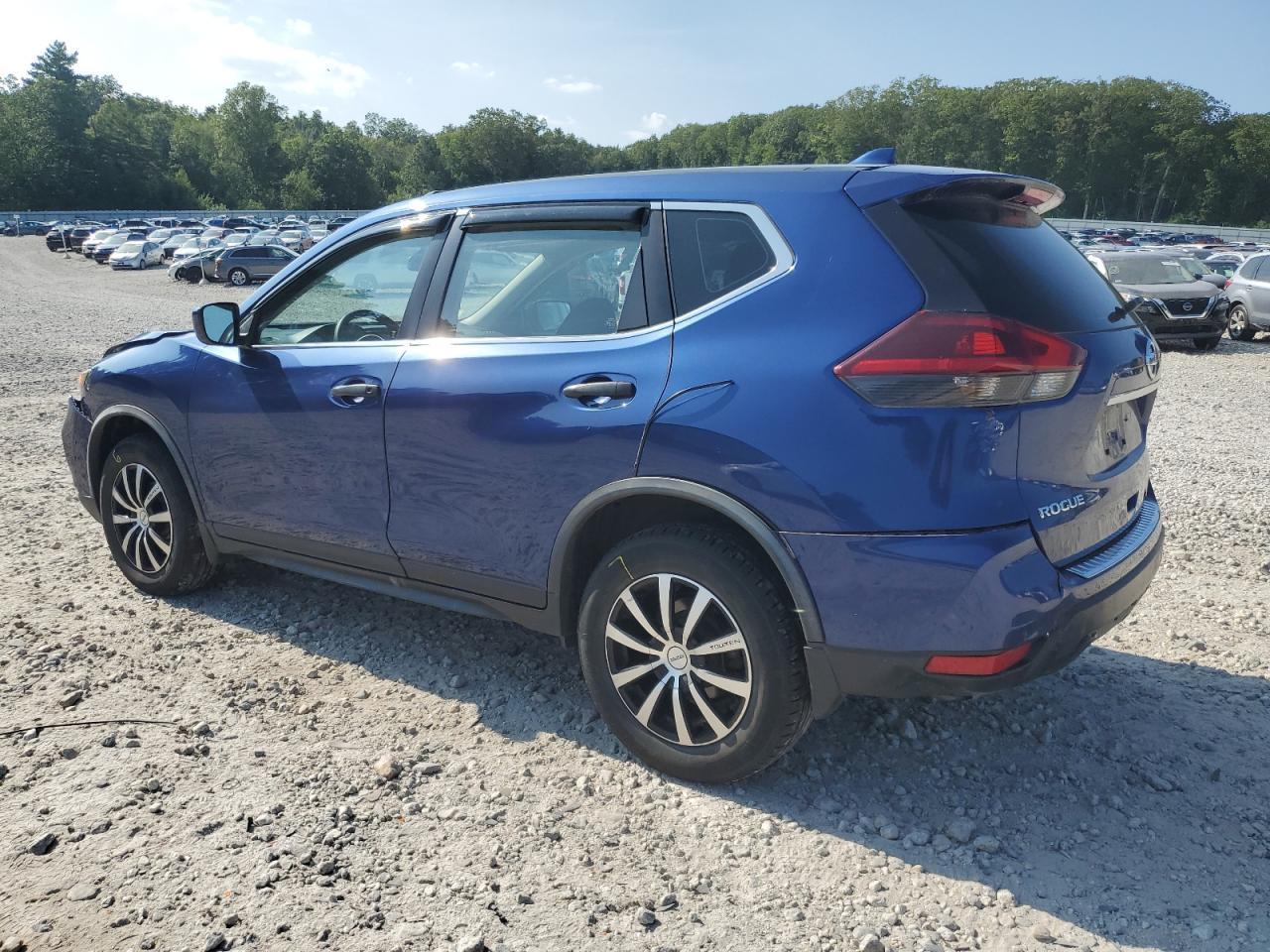 2020 Nissan Rogue S - Фото 2