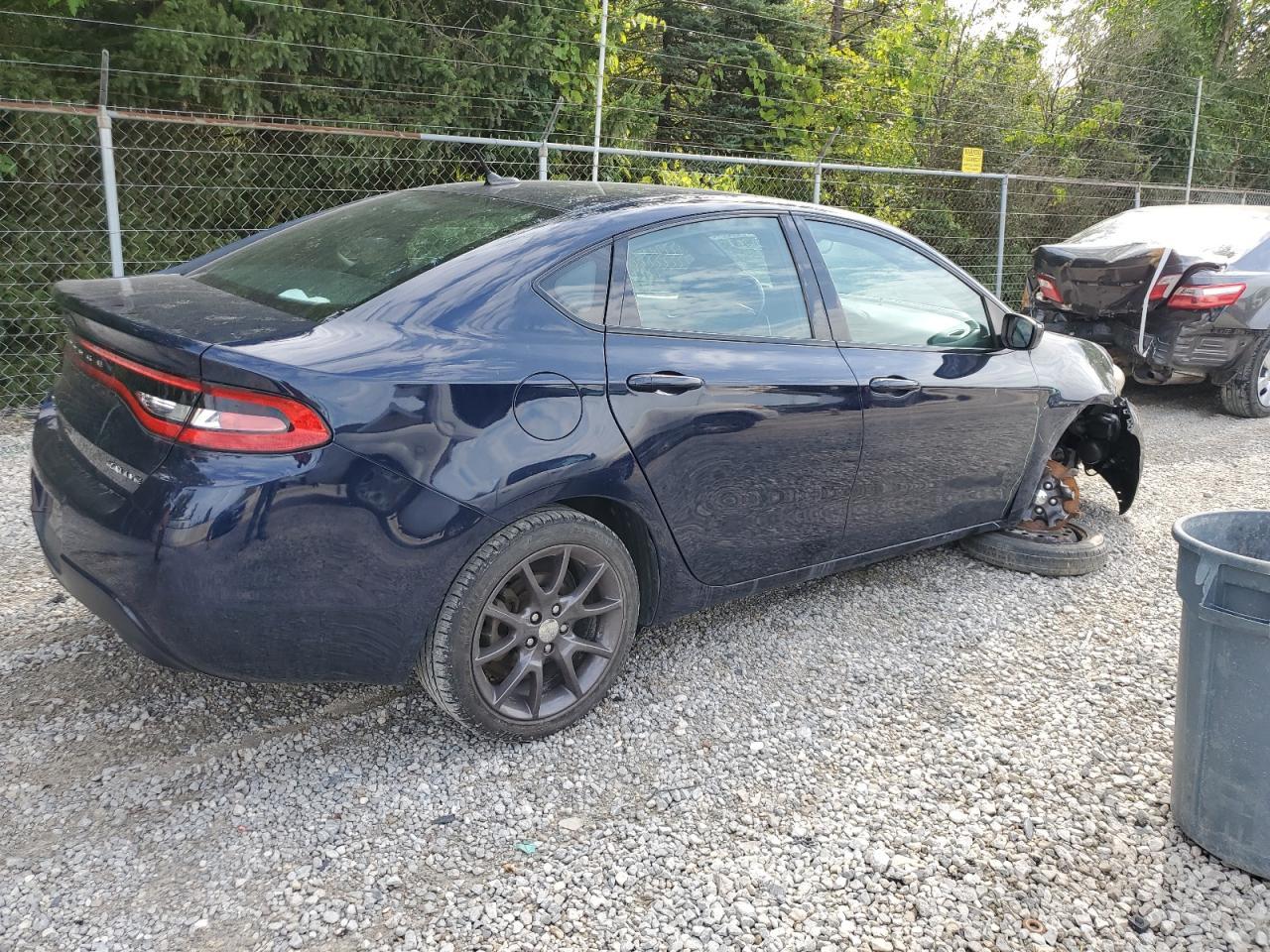 2016 Dodge Dart Sxt - Image 3
