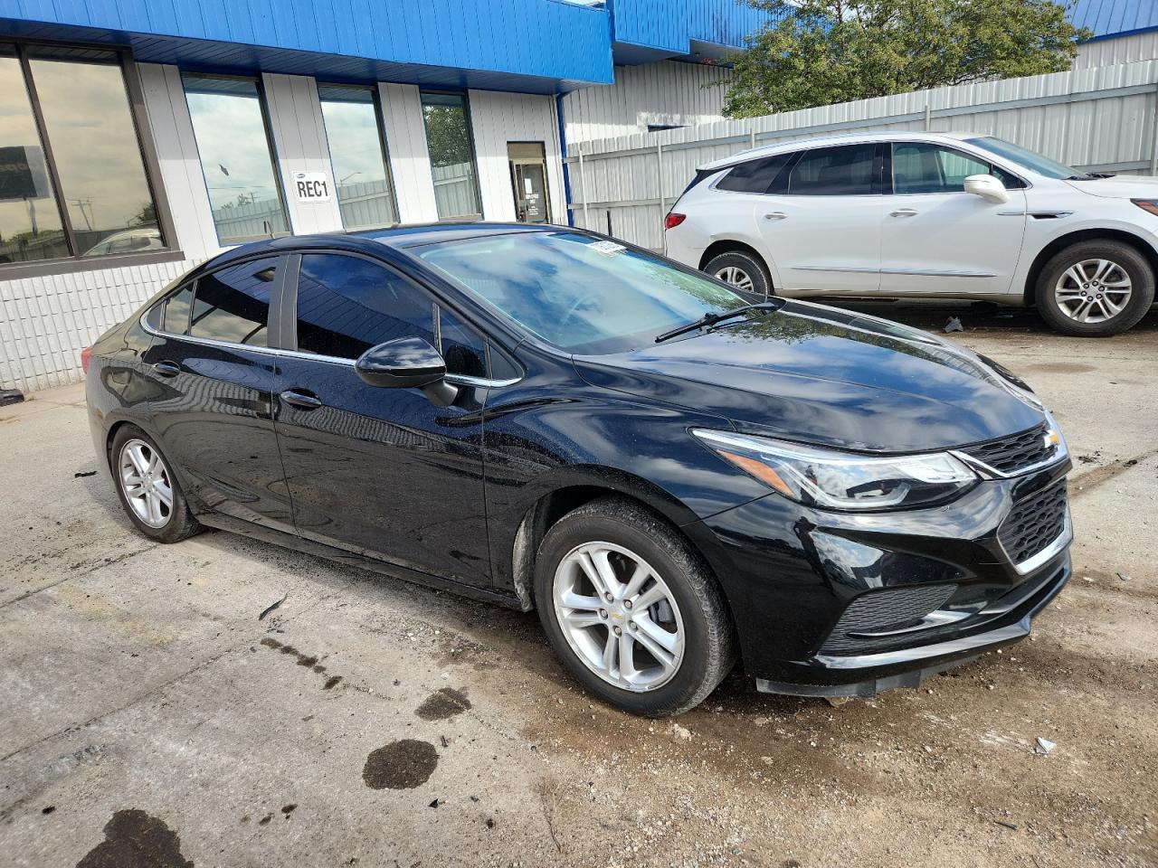 2017 Chevrolet Cruze Lt - Image 4