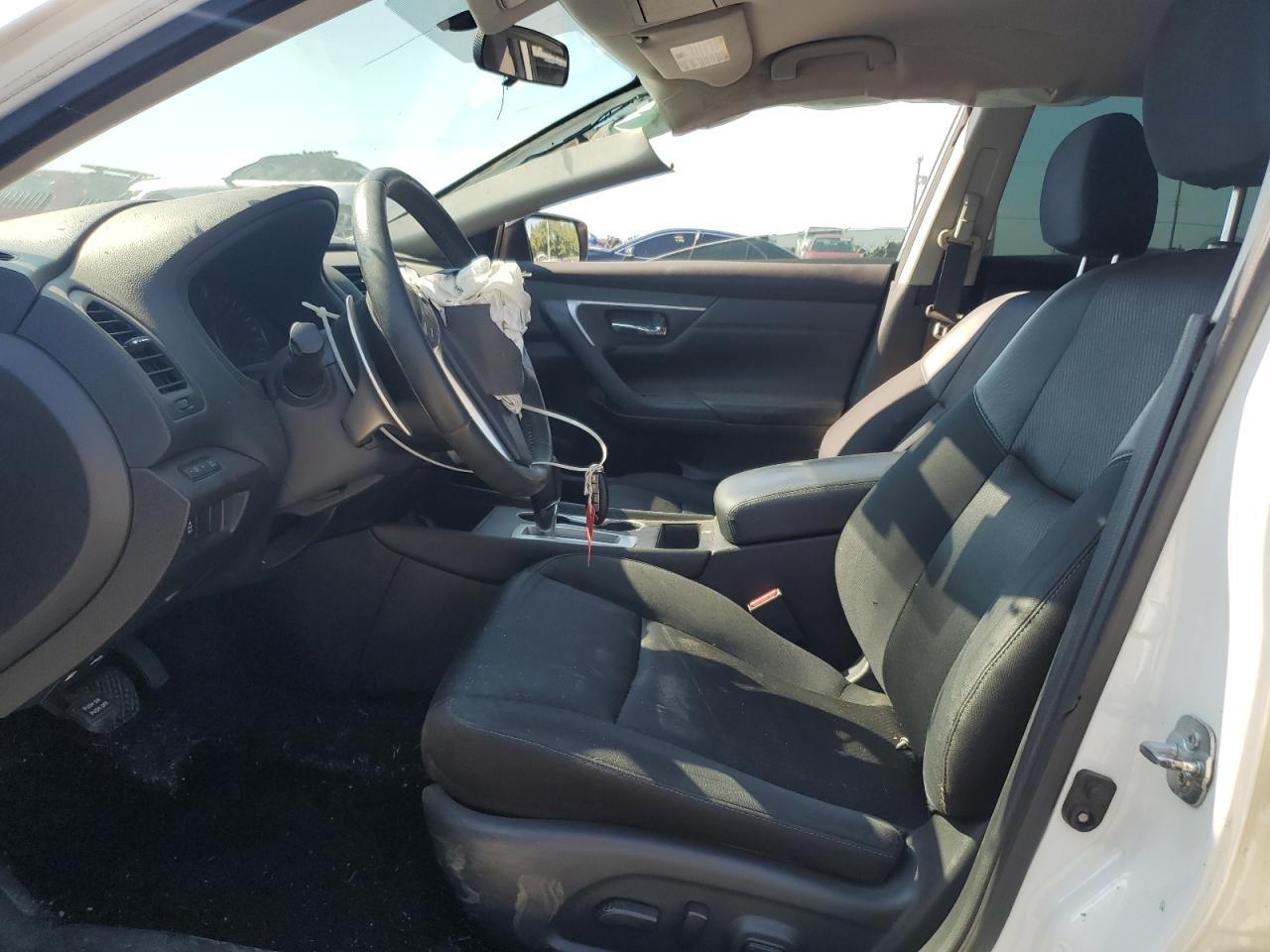 2016 Nissan Altima 2.5 - Фото 7