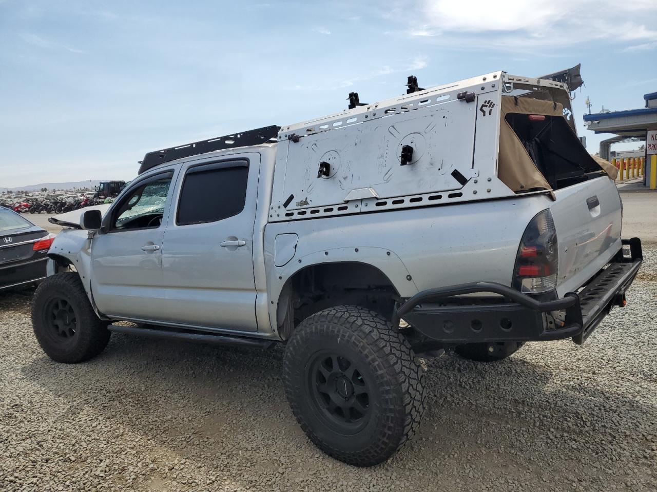 2008 Toyota Tacoma Double Cab - Image 2