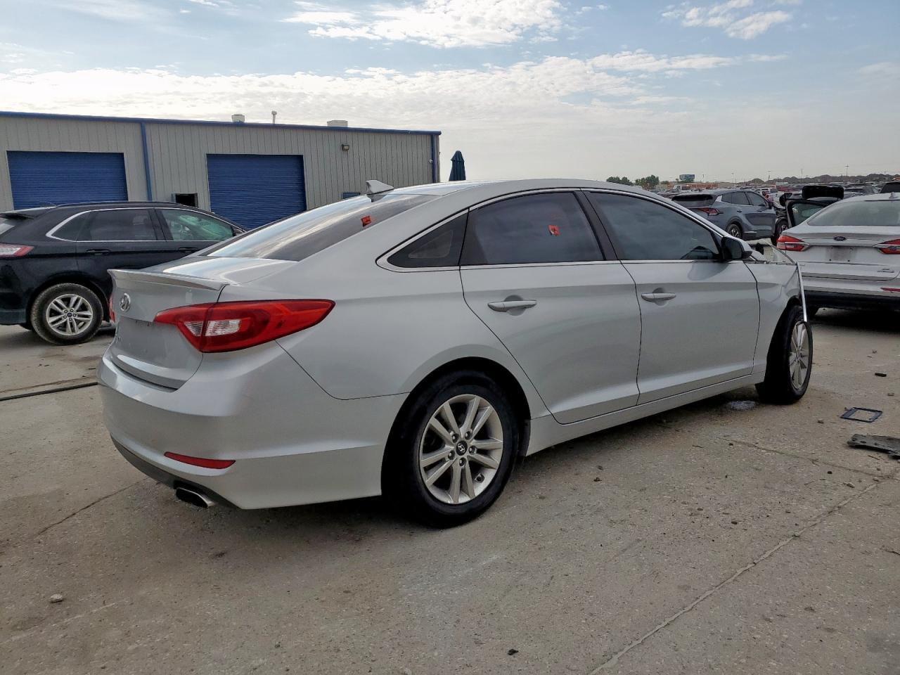 2016 Hyundai Sonata Se - Фото 3