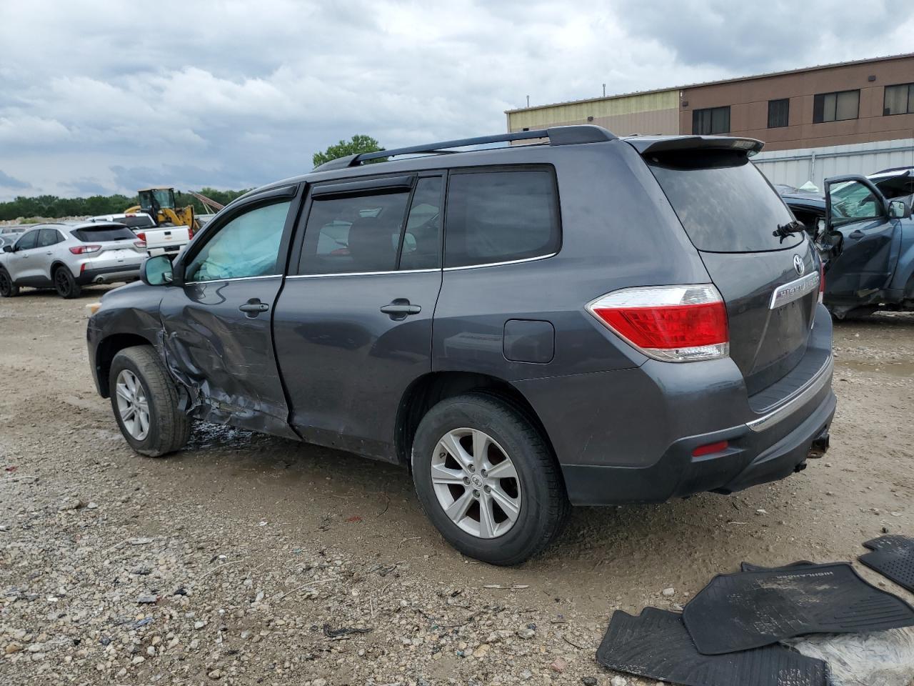 2011 Toyota Highlander Base - Фото 2