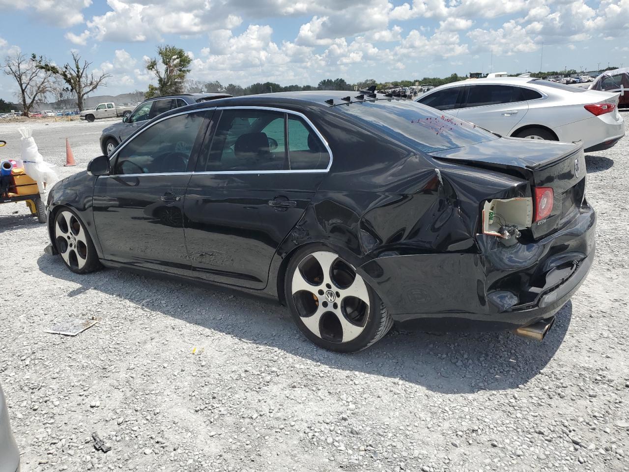 2005 Volkswagen New Jetta 2.5L Option Package 2 - Фото 2