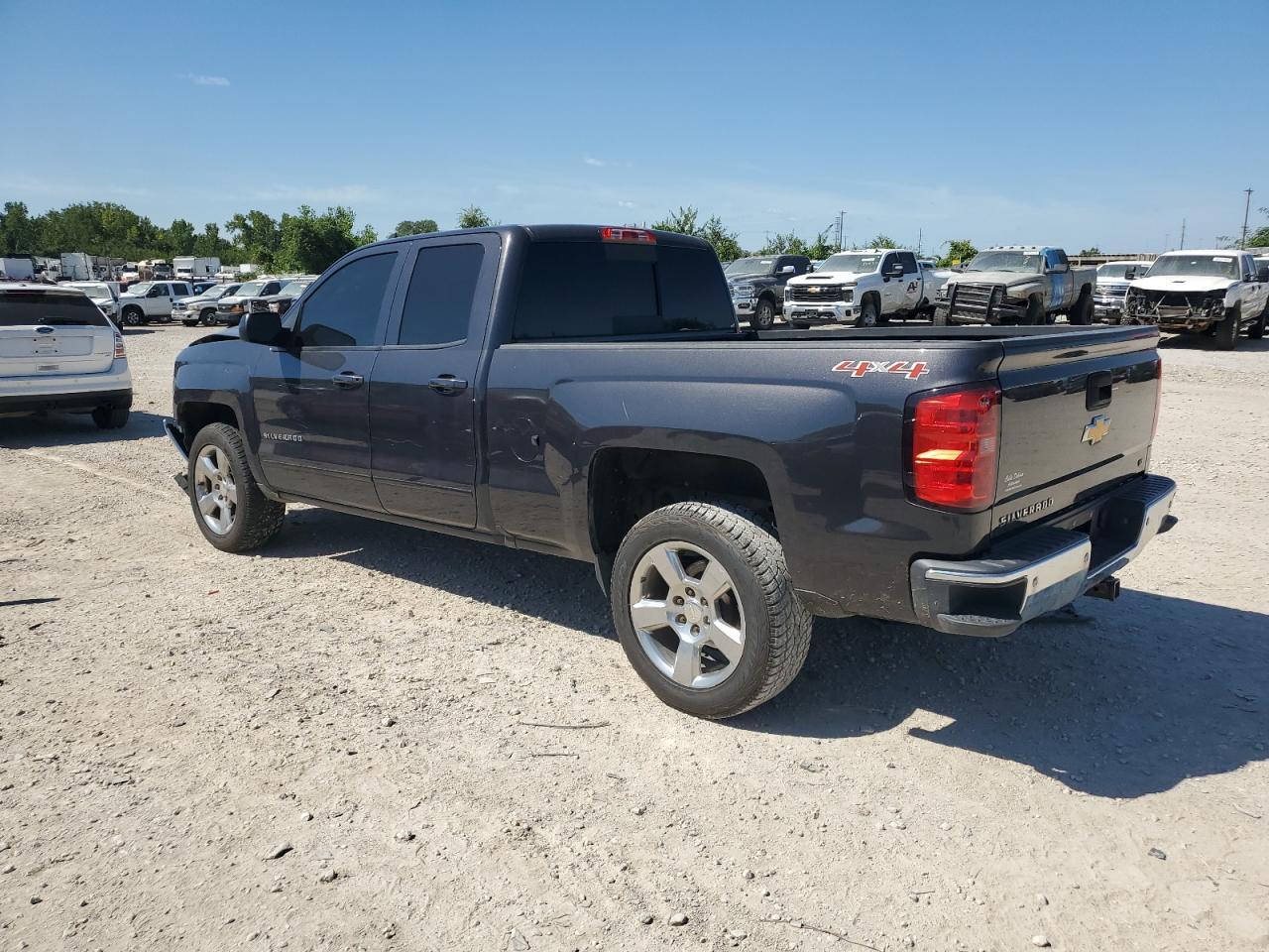 2016 Chevrolet Silverado K1500 Lt - Фото 2