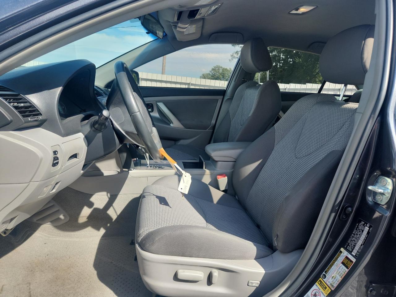 2010 Toyota Camry Se - Image 7