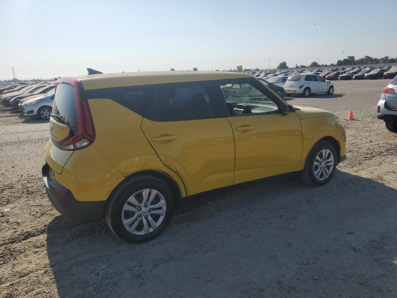 2020 Kia Soul Lx - Фото 3