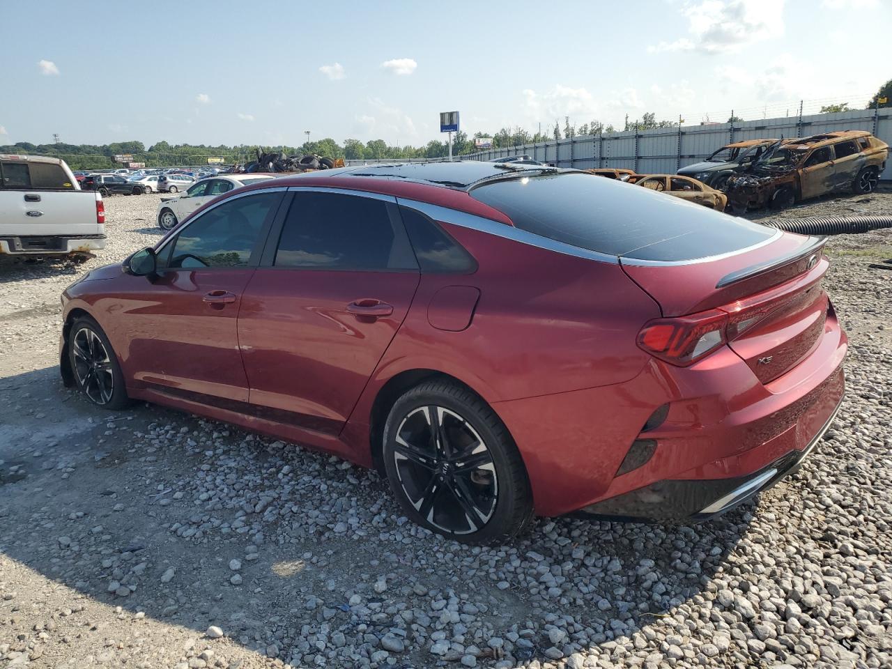 2021 Kia K5 Gt Line - Фото 2