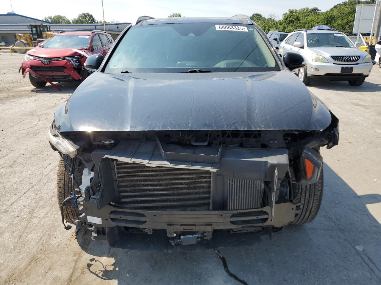 2019 Hyundai Santa Fe Limited - Image 5