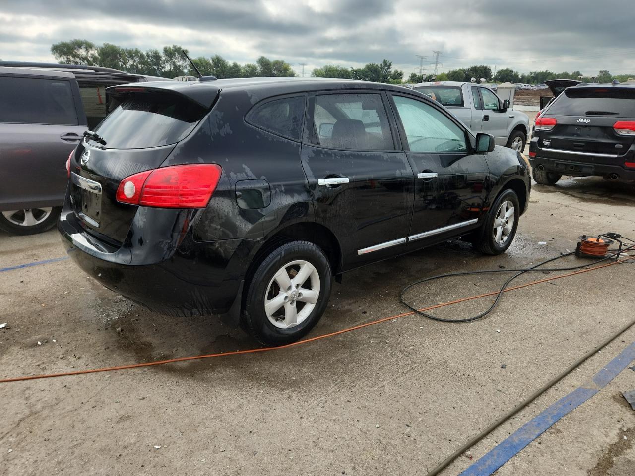 2012 Nissan Rogue S - Image 3
