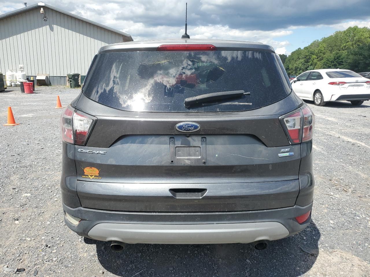 2017 Ford Escape Se - Image 6