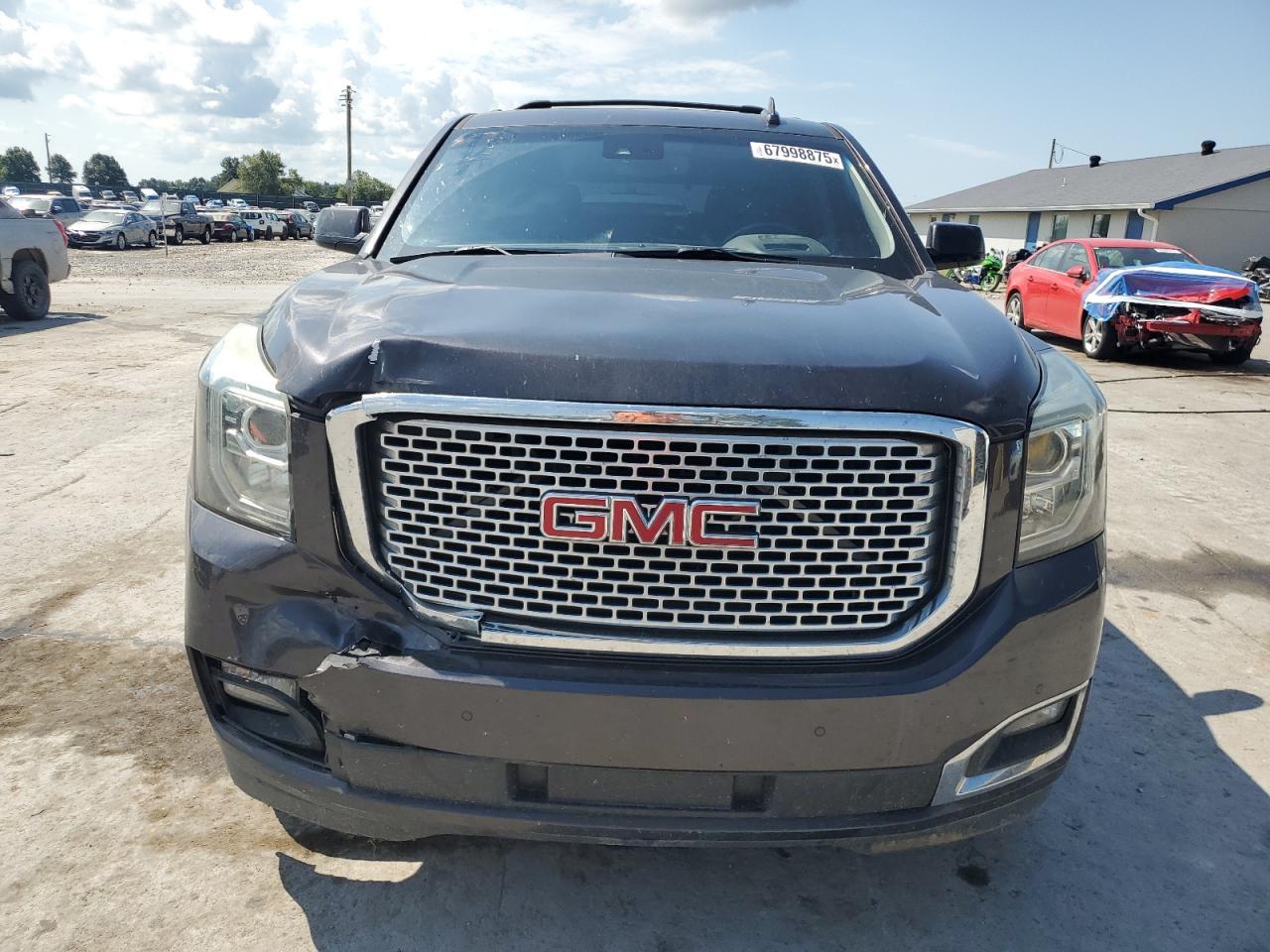 2016 GMC Yukon Denali - Image 5