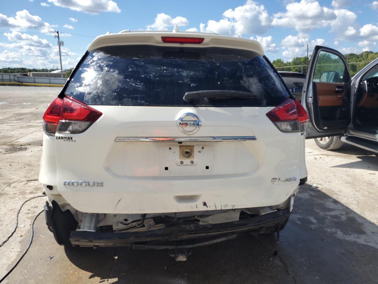 2018 Nissan Rogue S - Image 6