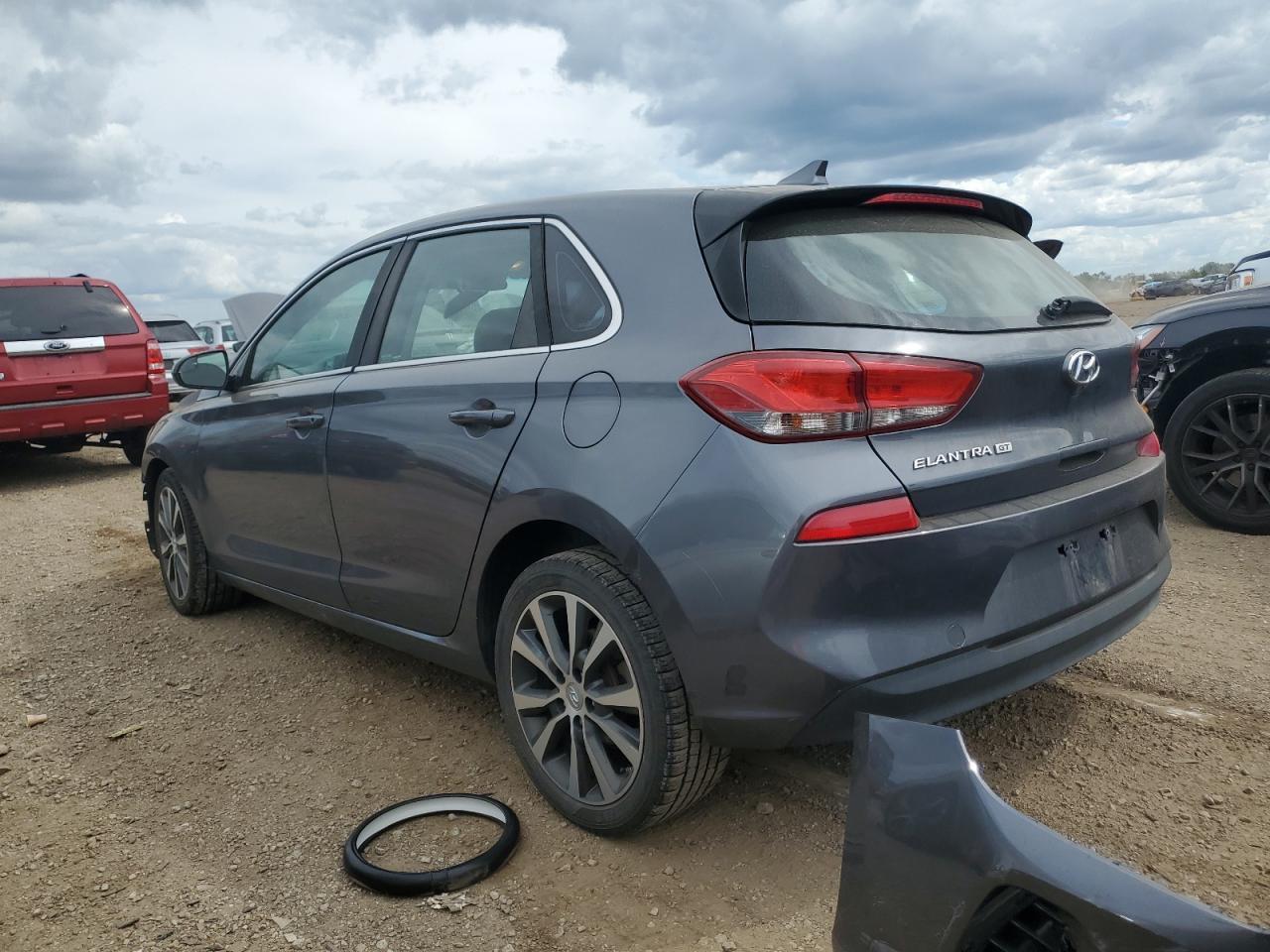 2018 Hyundai Elantra Gt - Фото 2