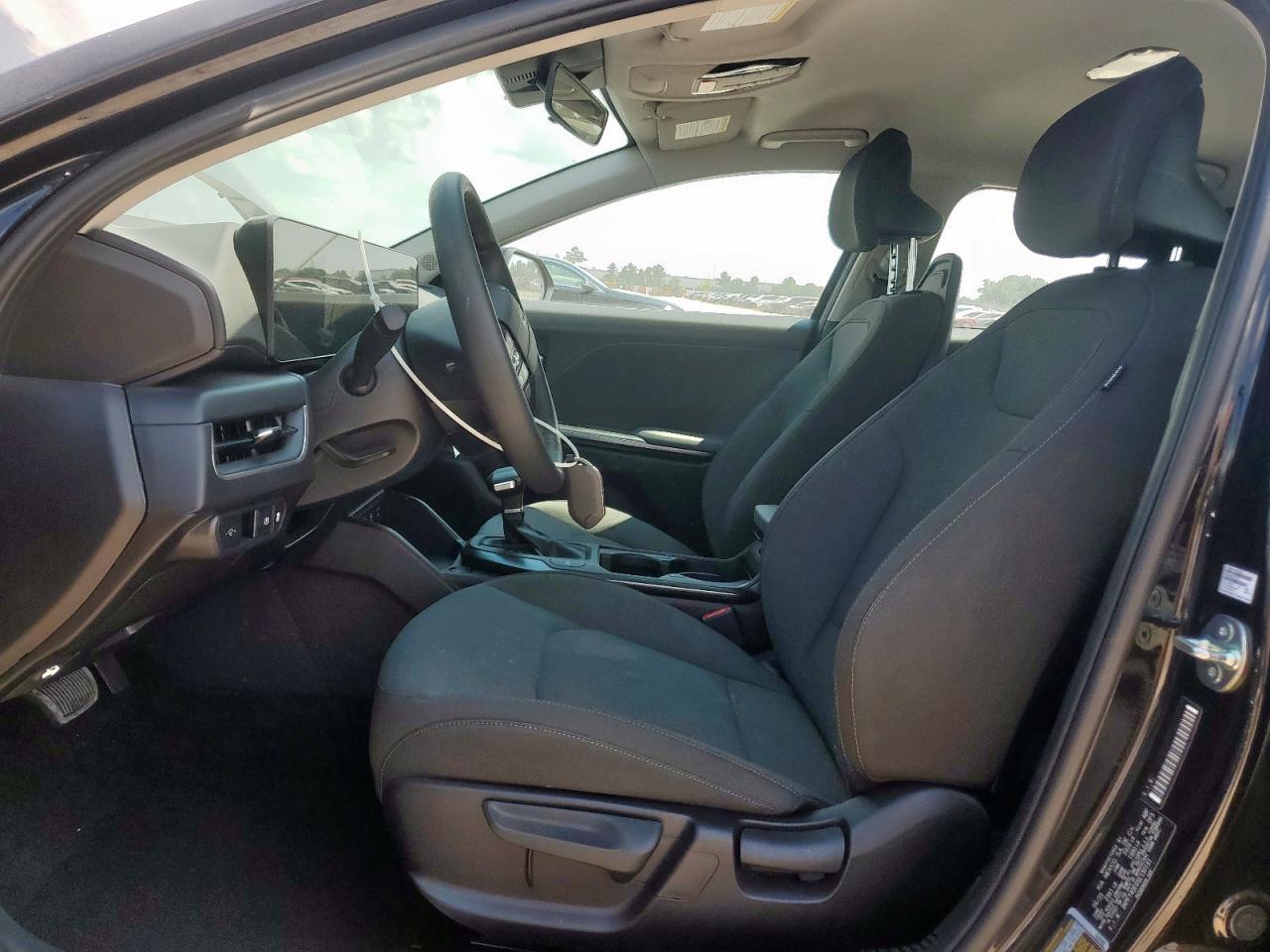 2025 Kia K4 Lx - Image 7