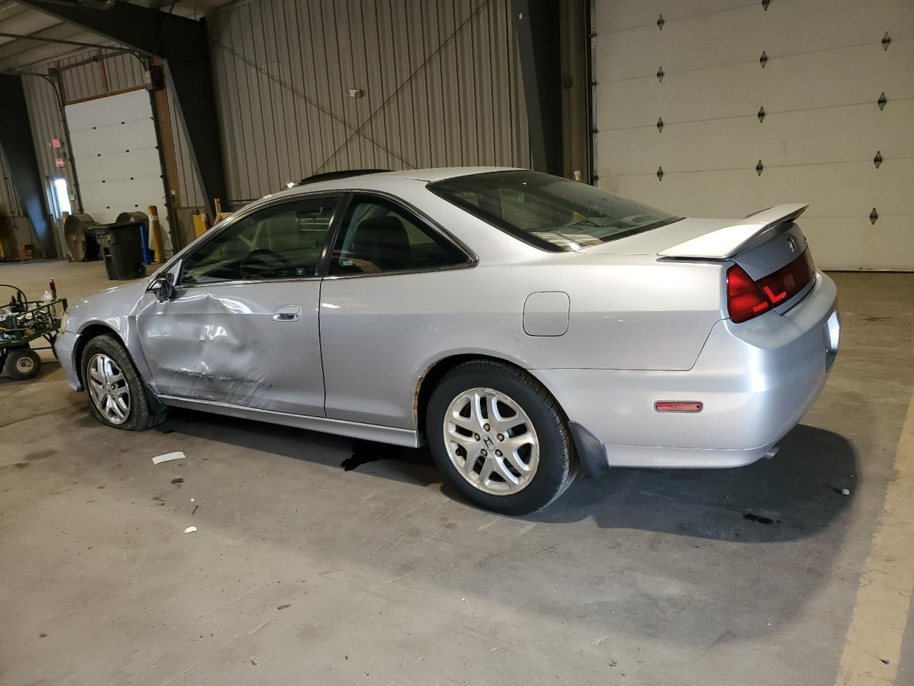 2002 Honda Accord - Image 2
