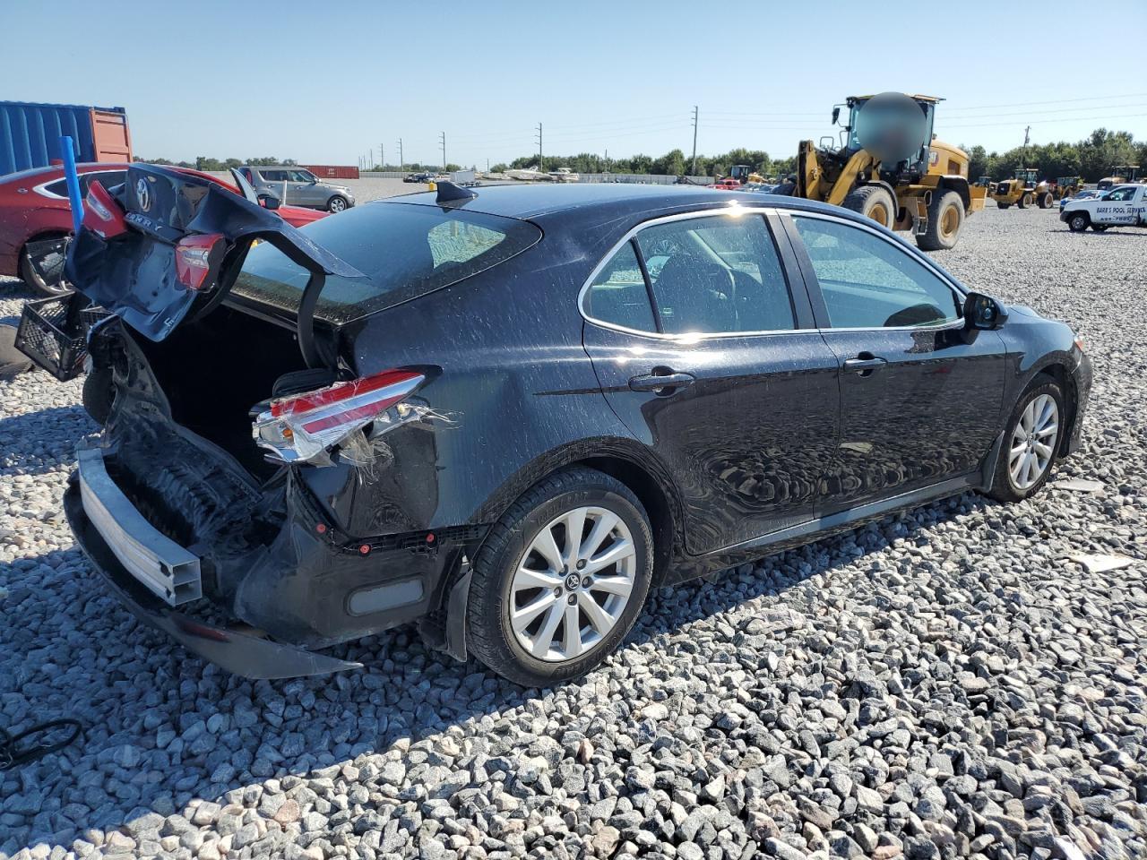 2020 Toyota Camry Le - Image 3
