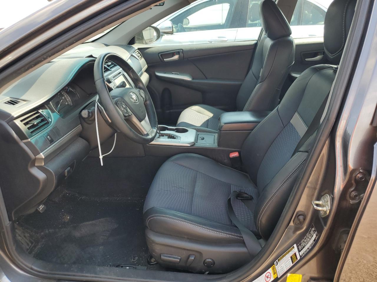 2014 Toyota Camry L - Фото 7