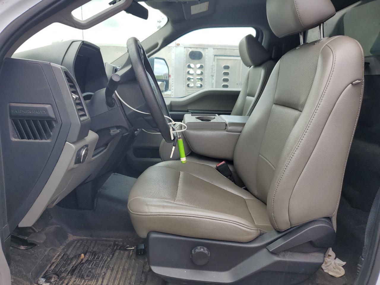 2021 Ford F550 Super Duty - Фото 7