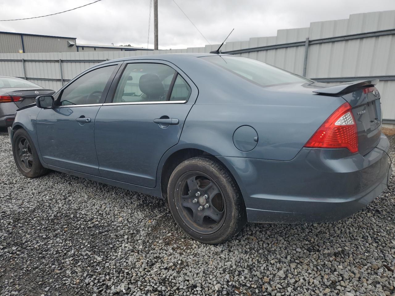 2011 Ford Fusion Se - Фото 2