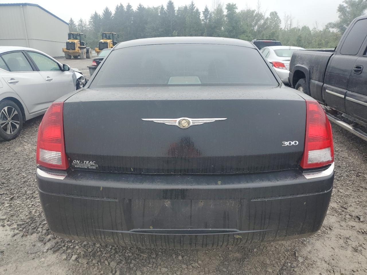 2006 Chrysler 300 - Фото 6