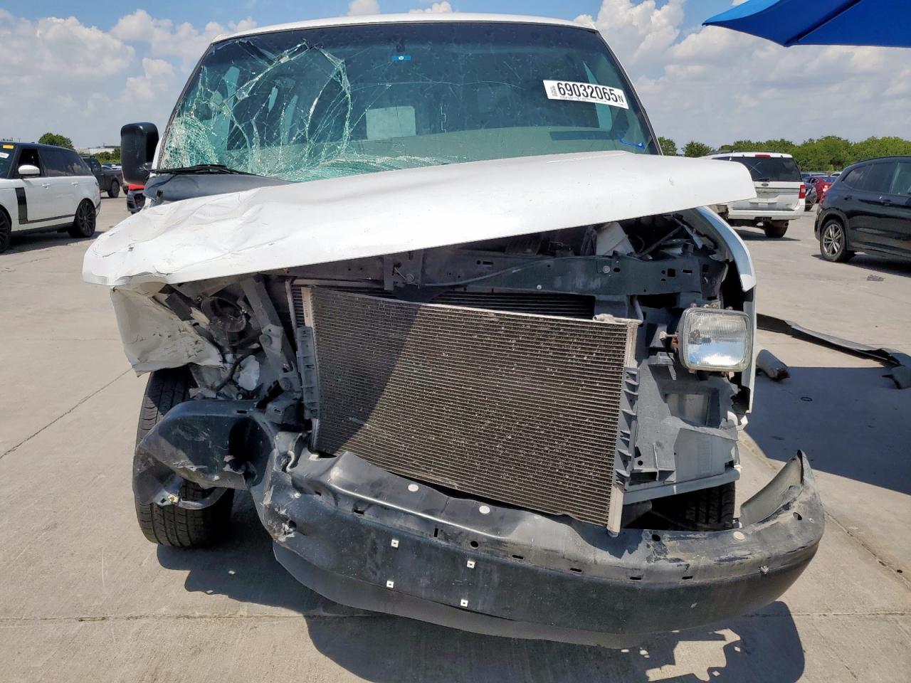 2014 Chevrolet Express G1500 - Image 5