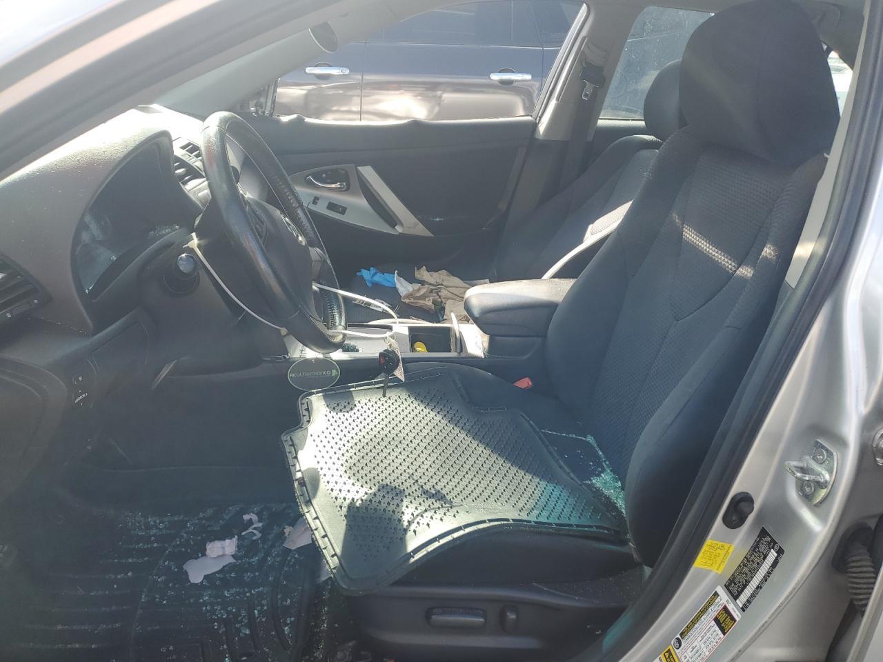 2011 Toyota Camry Base - Фото 7