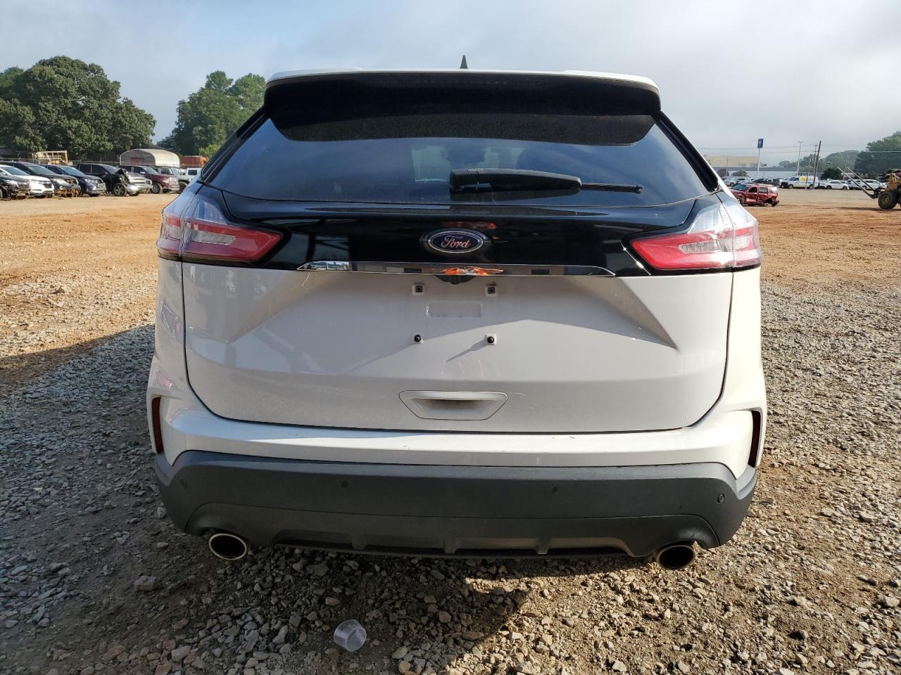2020 Ford Edge Se - Image 6