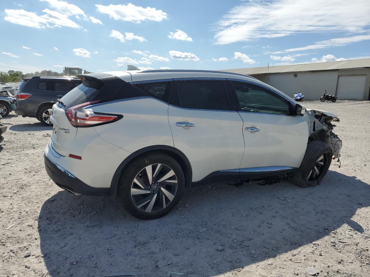 2017 Nissan Murano S - Image 3