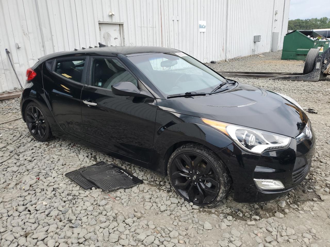 2015 Hyundai Veloster - Image 4