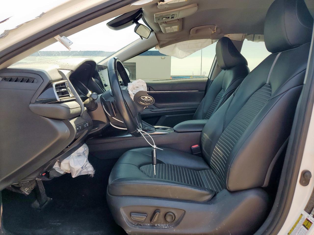2021 Toyota Camry Se - Фото 7