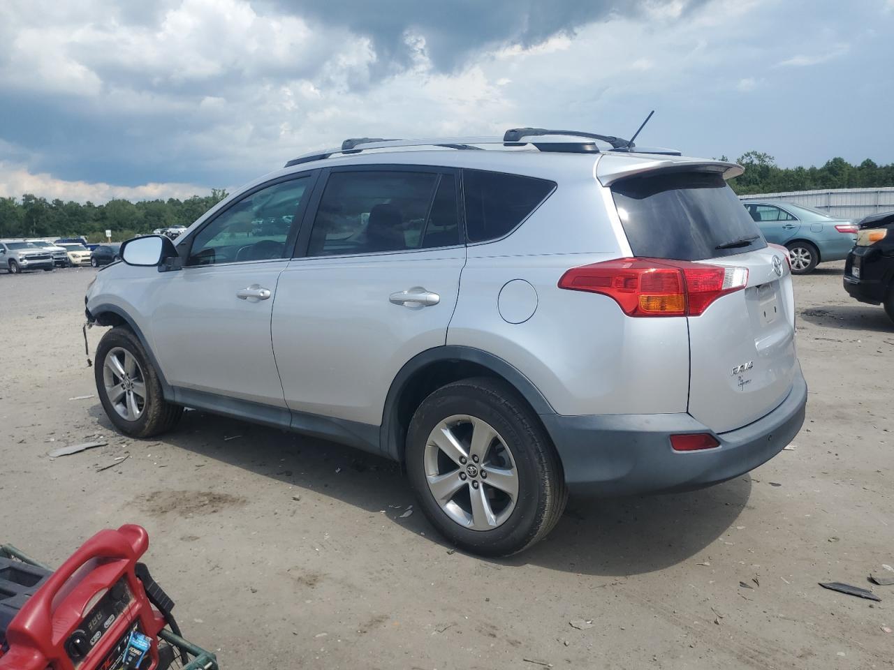 2015 Toyota Rav4 Xle - Image 2