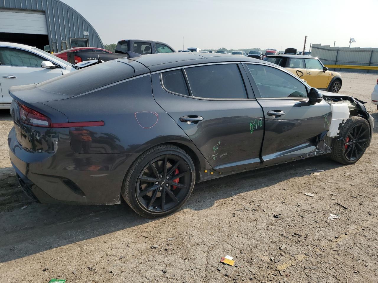 2023 Kia Stinger Gt2 - Фото 3