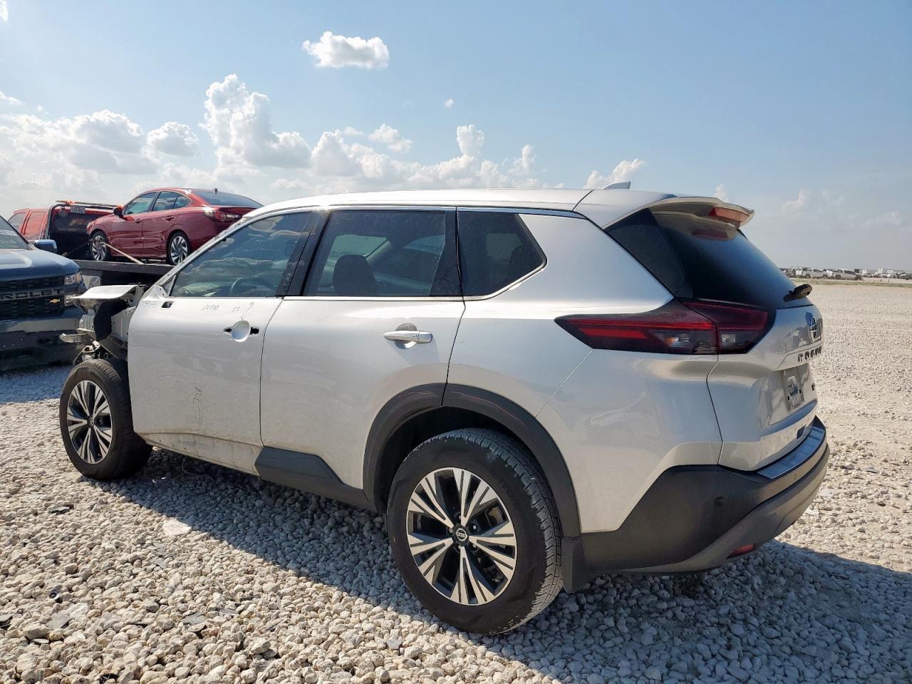 2021 Nissan Rogue Sv - Фото 2