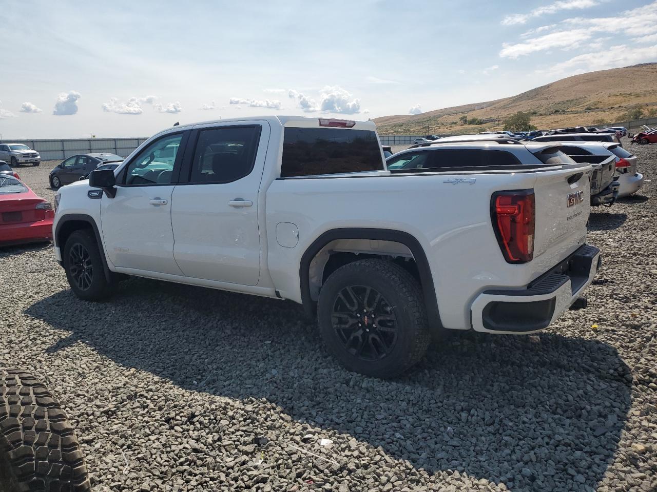 2025 GMC Sierra K1500 Elevation - Фото 2
