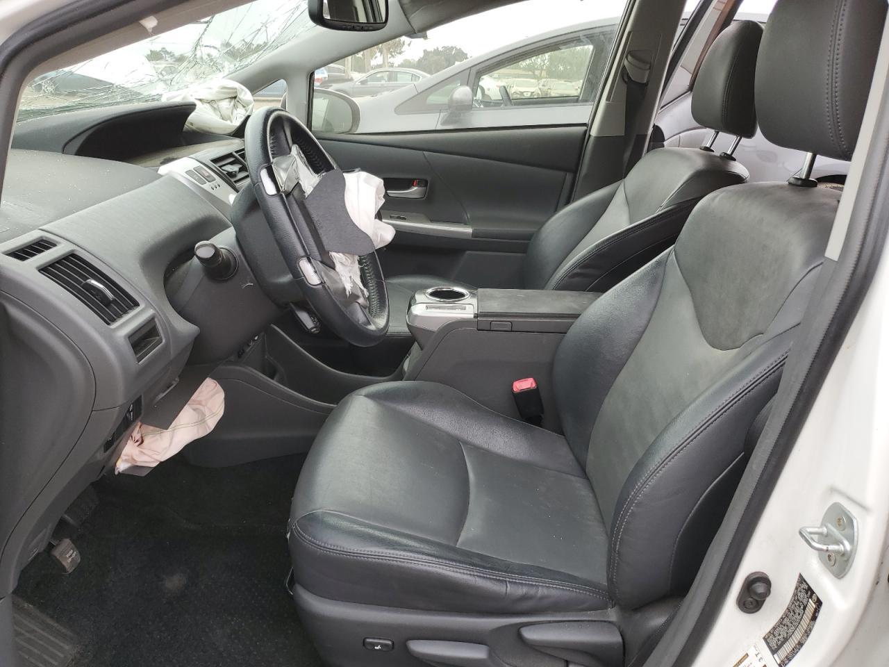 2013 Toyota Prius V - Фото 7