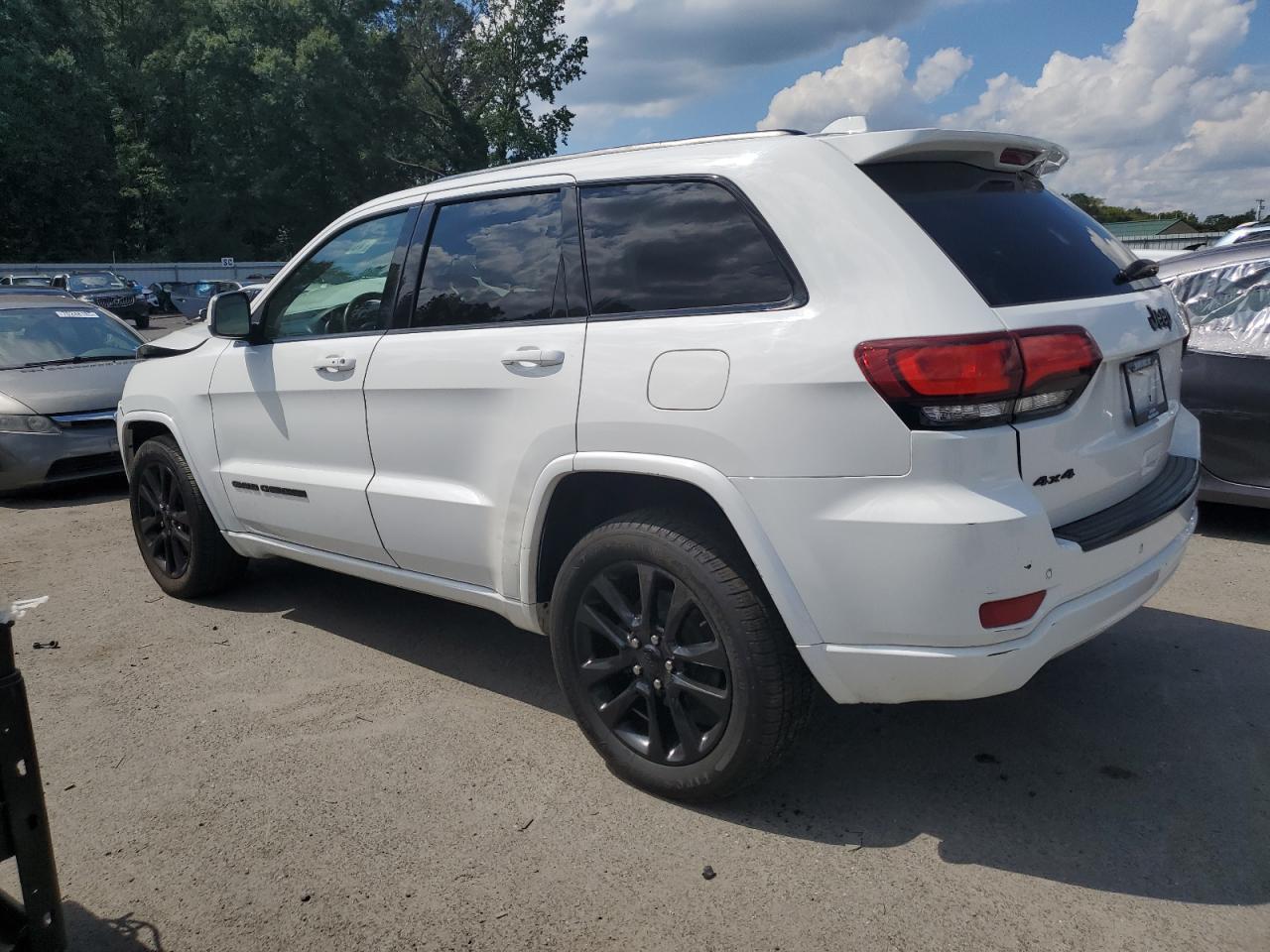 2018 Jeep Grand Cherokee Laredo - Фото 2