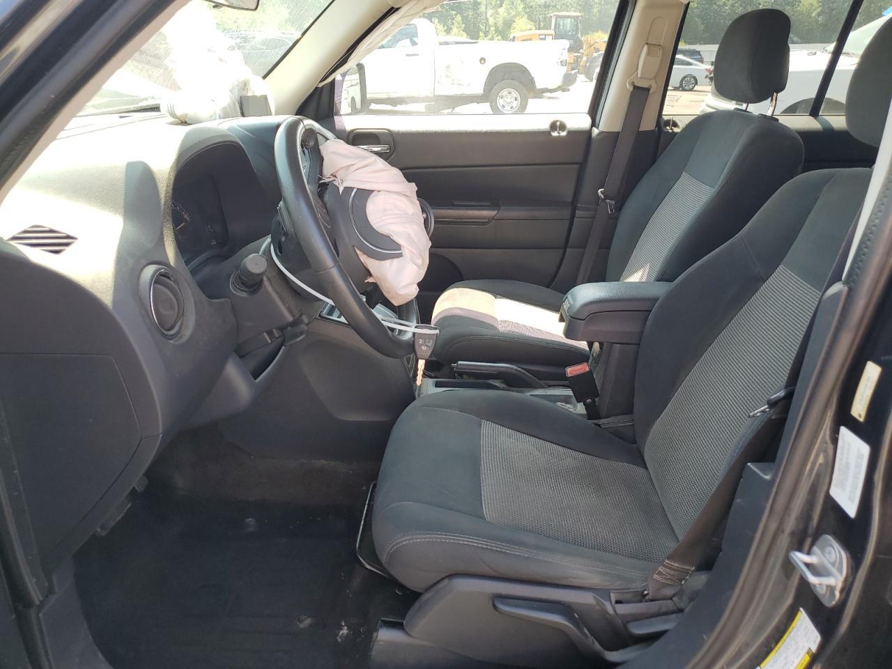 2014 Jeep Patriot Latitude - Фото 7