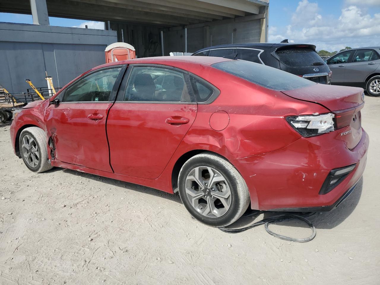 2021 Kia Forte Fe - Image 2