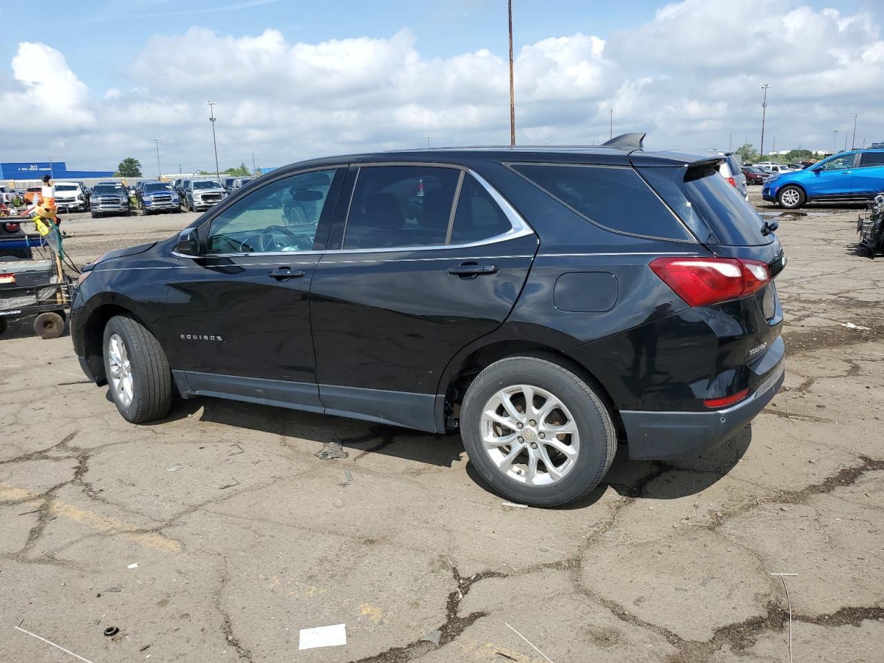 2020 Chevrolet Equinox Lt - Фото 2