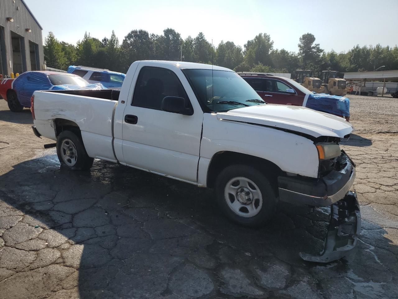 2003 Chevrolet Silverado C1500 - Image 4