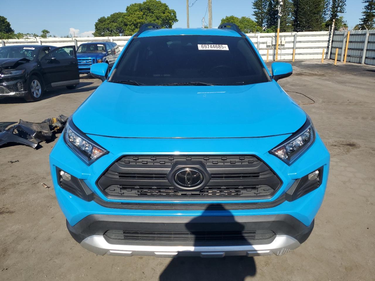 2021 Toyota Rav4 Adventure - Фото 5