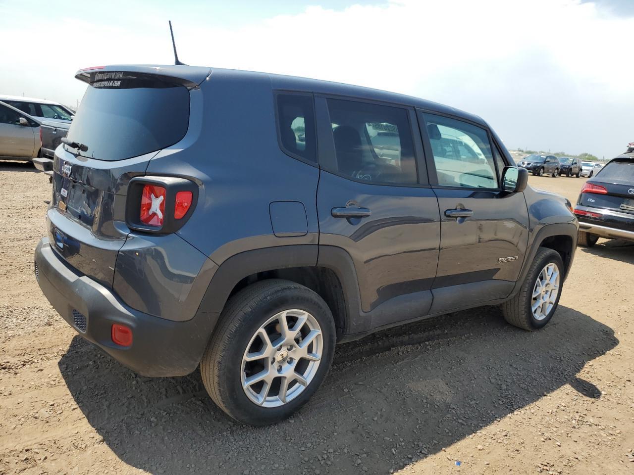 2023 Jeep Renegade Latitude - Фото 3