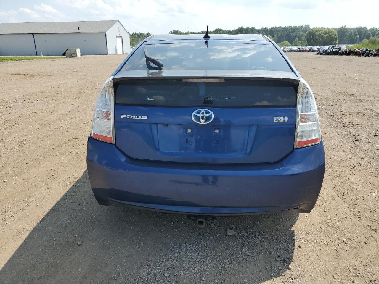 2010 Toyota Prius - Image 6