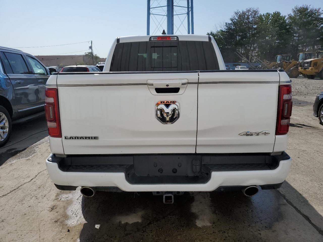 2020 Ram 1500 Laramie - Фото 6