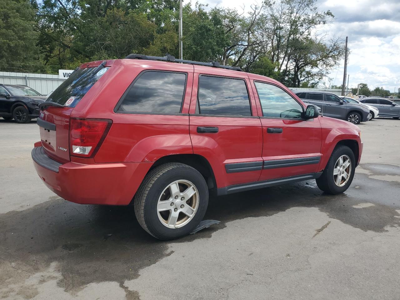2005 Jeep Grand Cherokee Laredo - Image 3