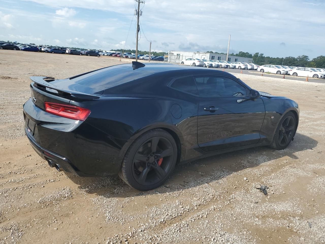 2017 Chevrolet Camaro Ss - Image 3