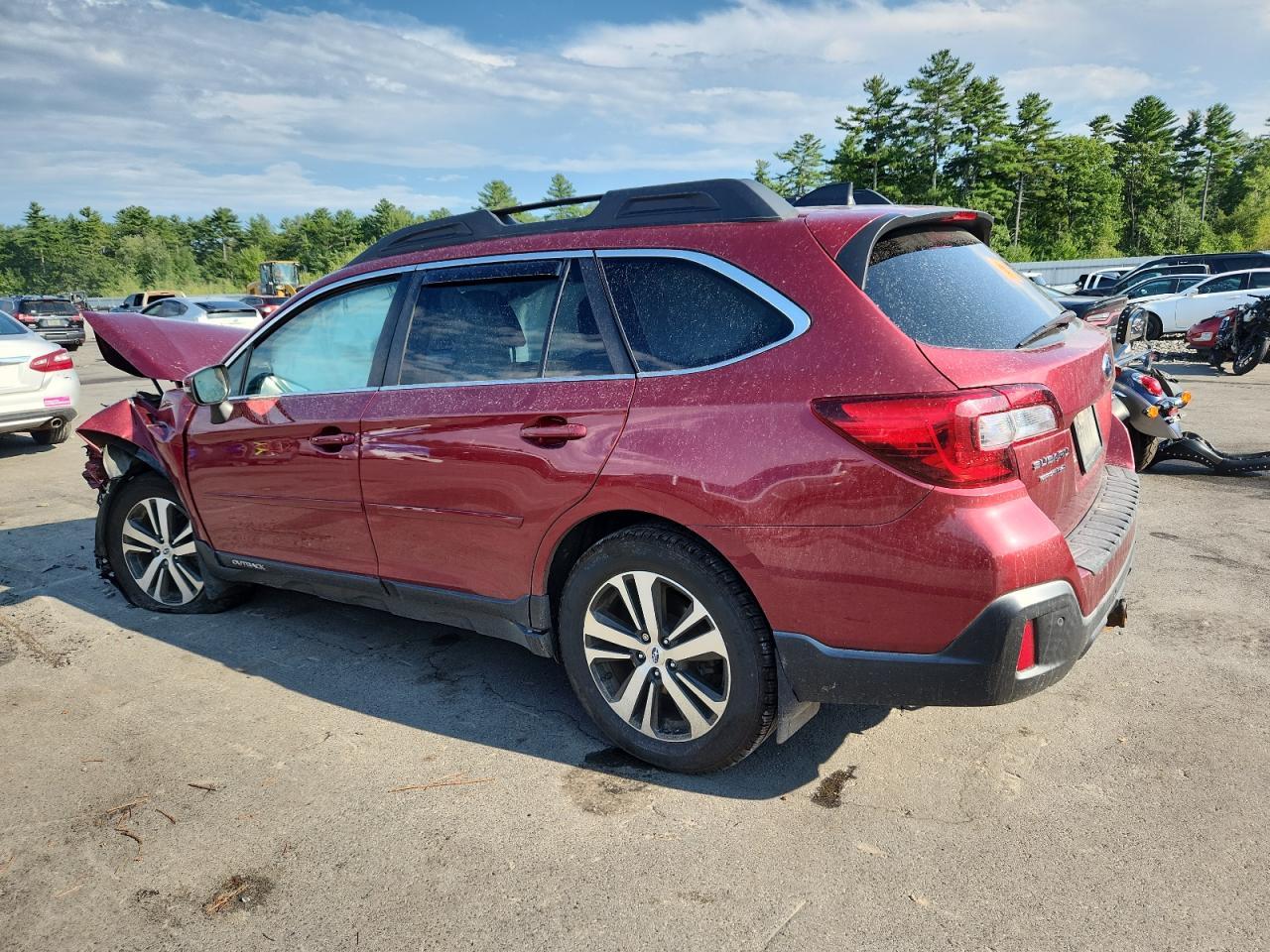 2018 Subaru Outback 3.6R Limited - Image 2