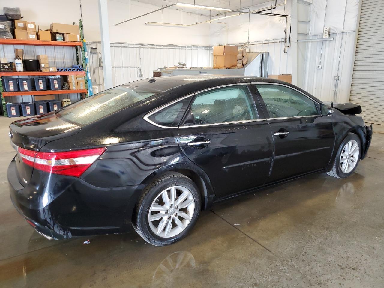 2015 Toyota Avalon Xle - Image 3